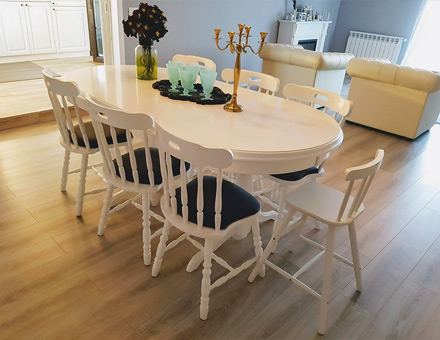 Europa table with GL1 chairs