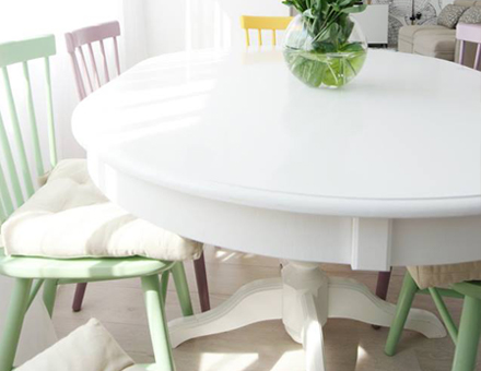 Ghera table with Windsor chairs