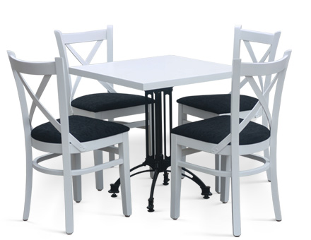 Diana table with MD470 chairs